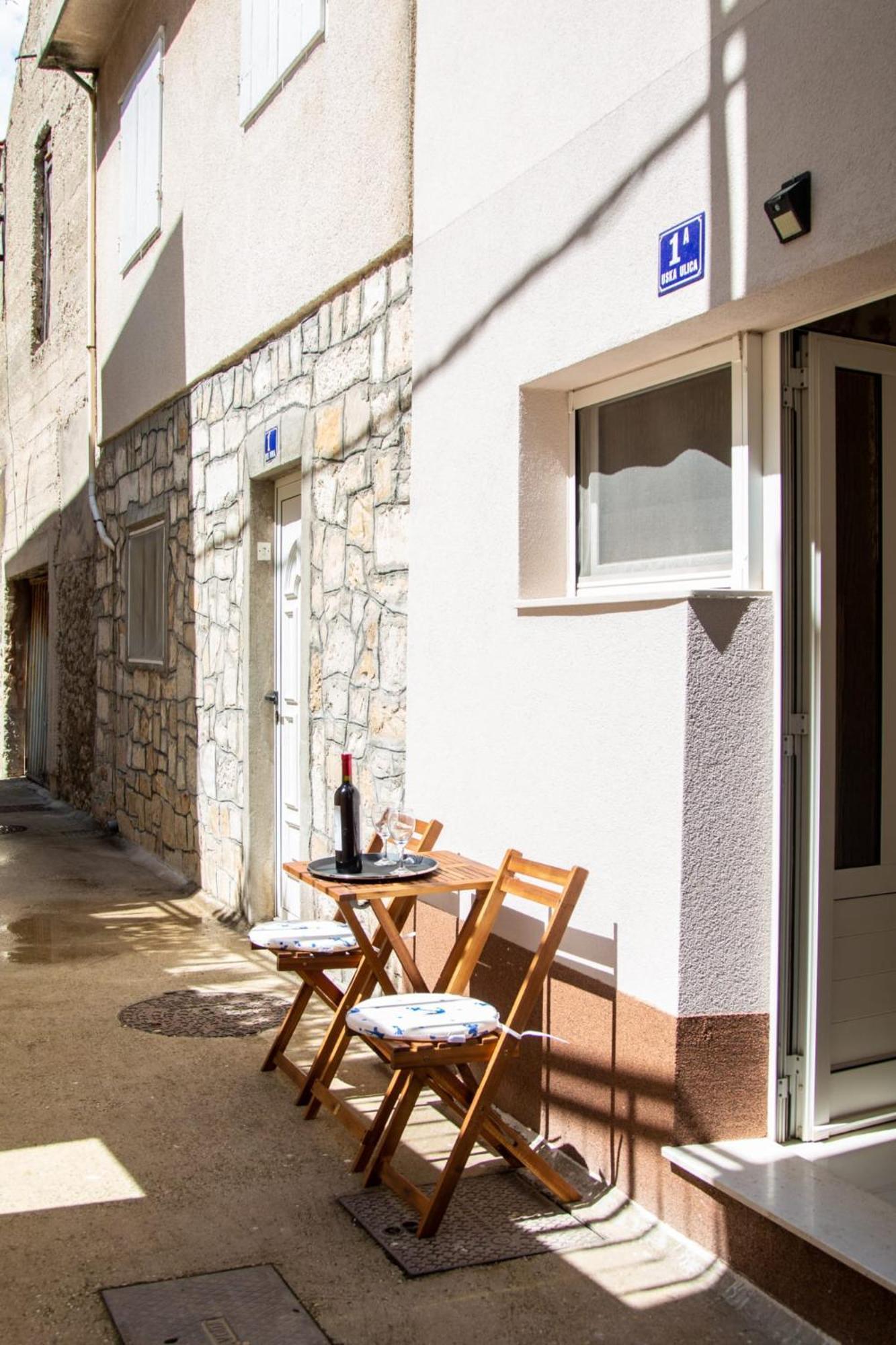 Studio Apartman Mirela Kastel Stafilic Kaštela Eksteriør billede